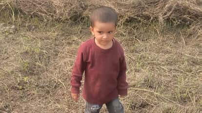 Muzaffarpur Bihar news : traceless child dead body found in pond family says its murder