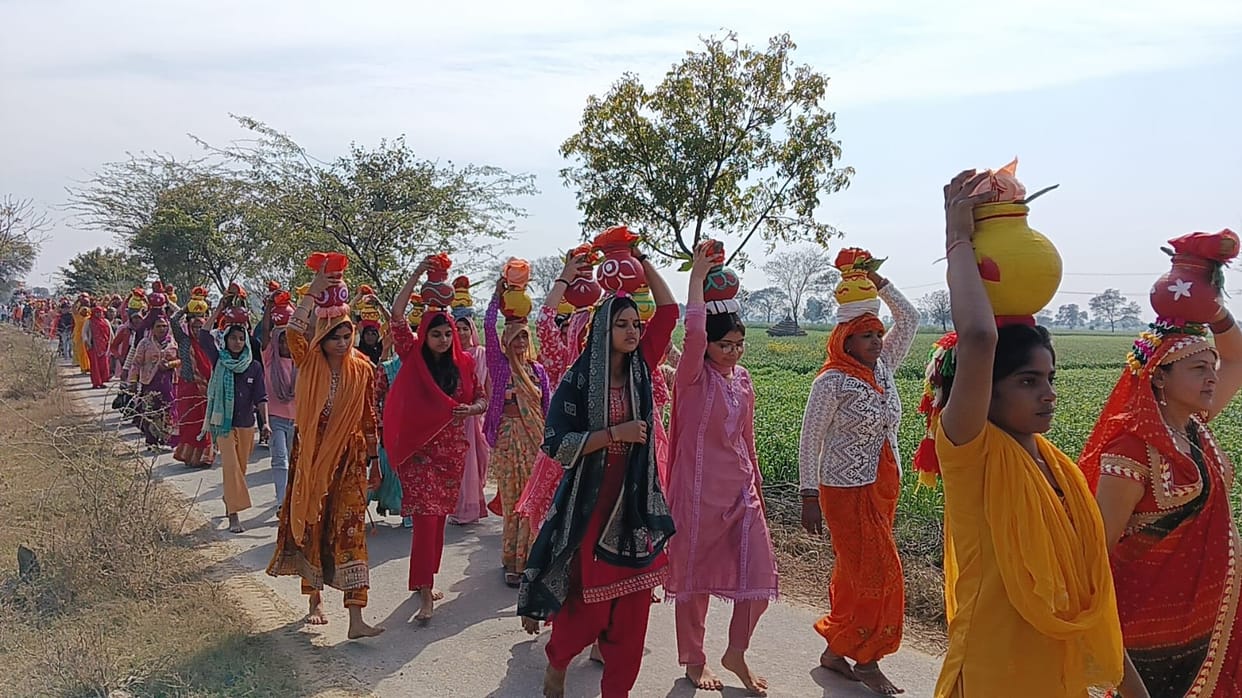 Kalash Yatra taken out with band music, installation of statue tomorrow