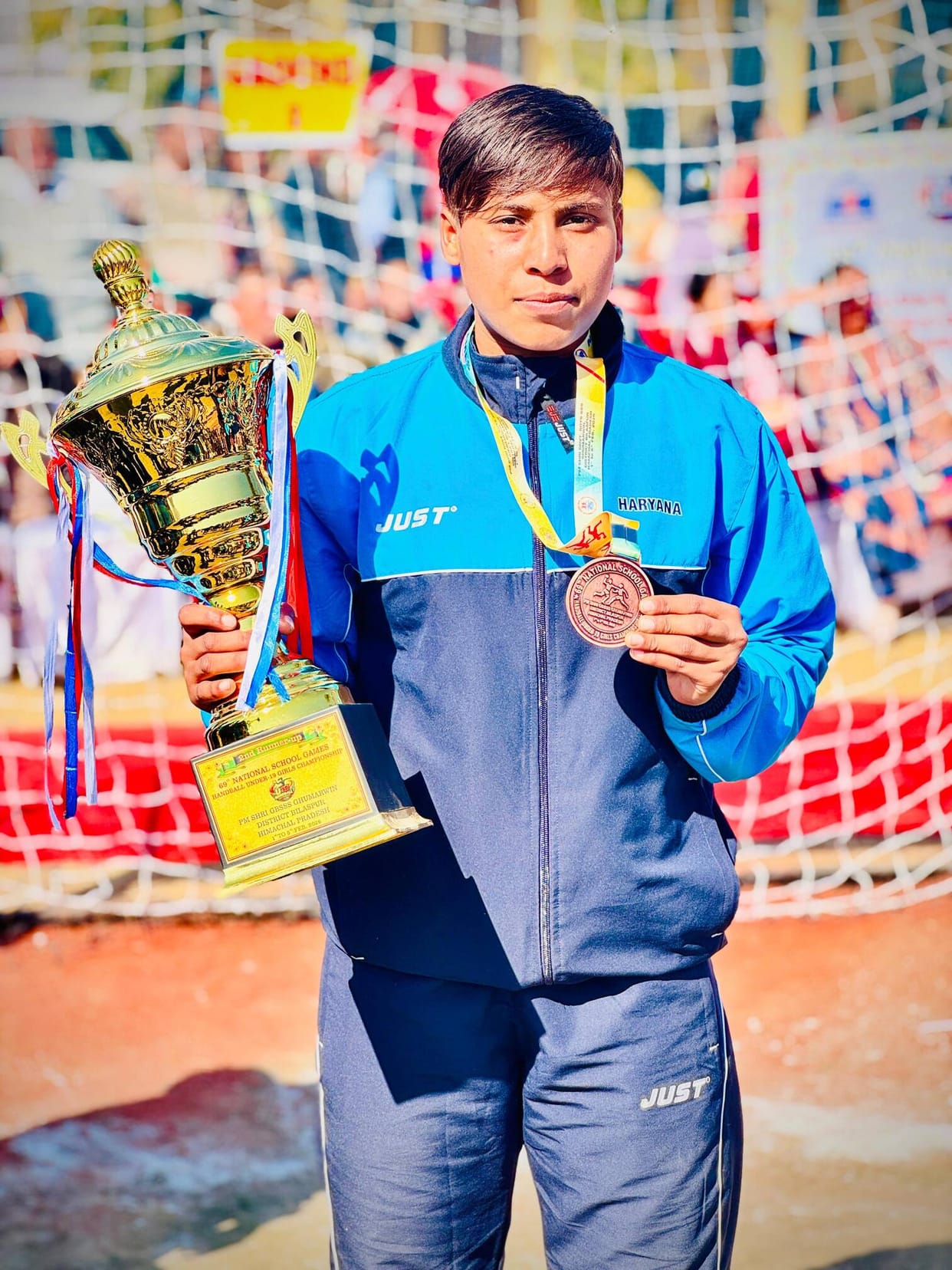 Sonia won a medal at the national level despite an injury.