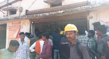 Liquor shop scam Tokens being issued under the guise of giving change in Korba