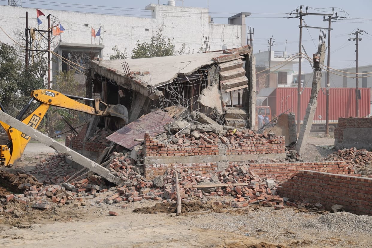 unauthorised construction demolished by Meda