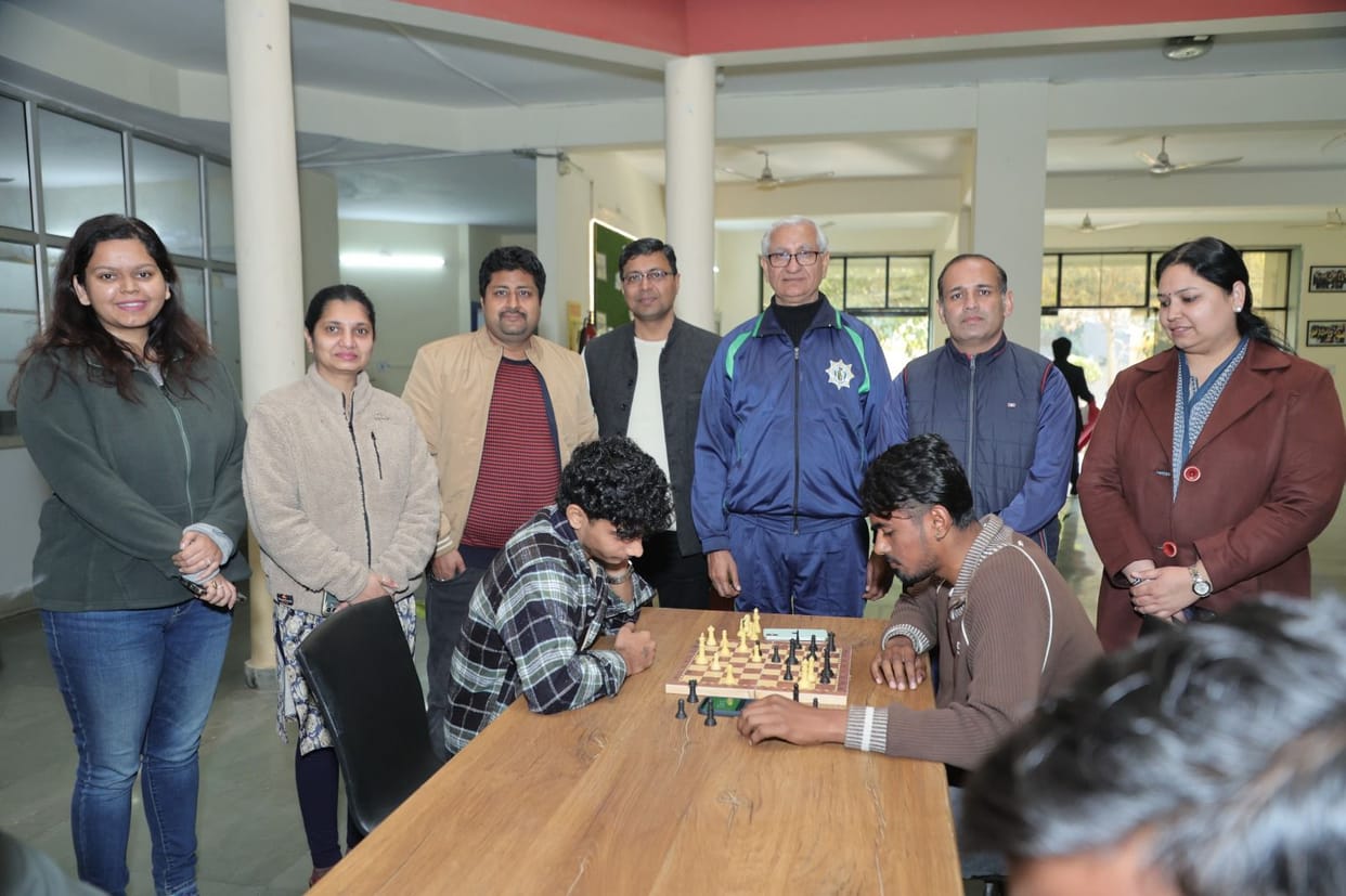 Aastha tops 200m race, Amar Jyoti tops shot put