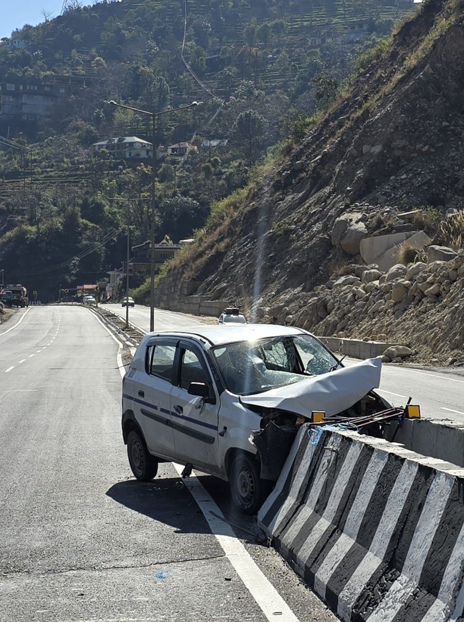Six suffer minor injuries after car collides with pillar near Jagarnala