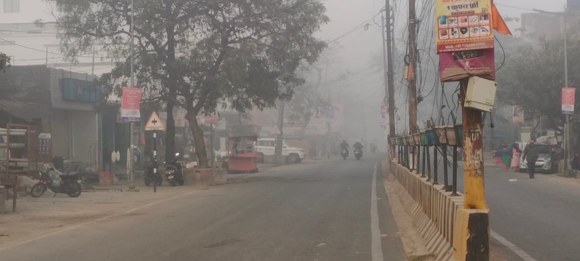 The changing weather, fog, and cold have increased the difficulties.