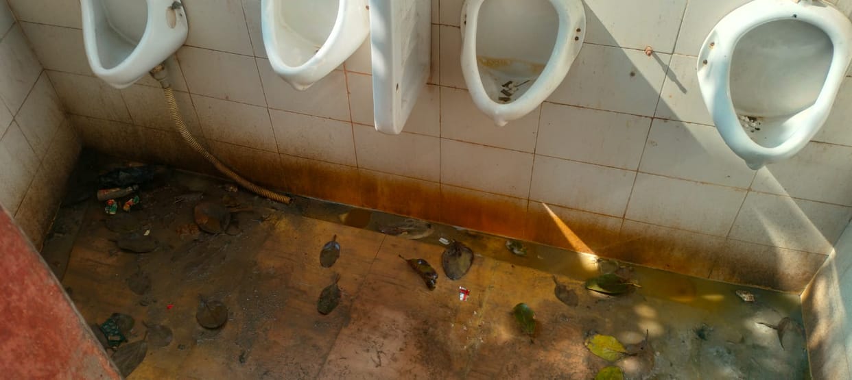 Public toilets at the grain market are in a bad state, claims of cleanliness are failing
