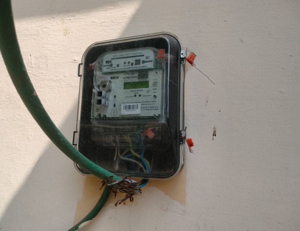 Smart meters are disturbing consumers' sleep, and high bills are troubling them.