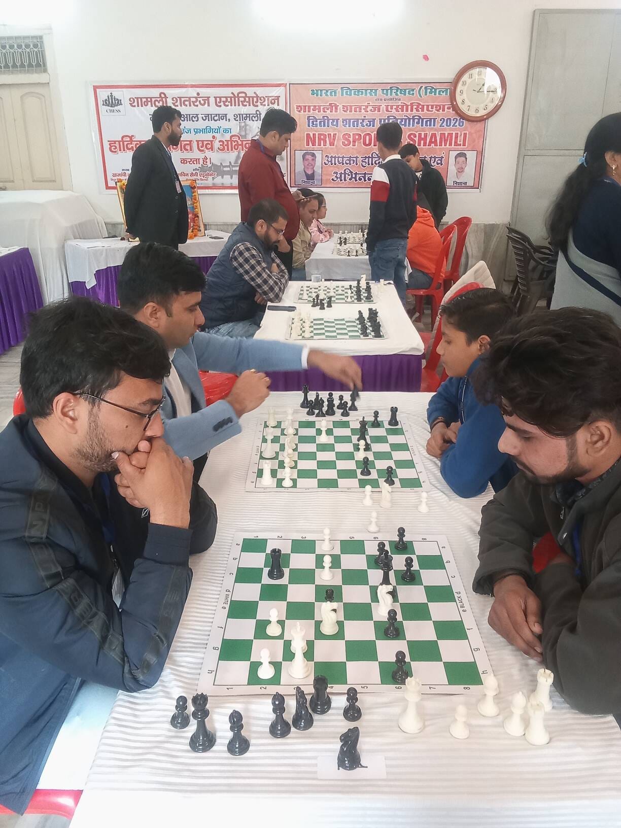 Talent shown in chess competition, eight players reached the semi-finals