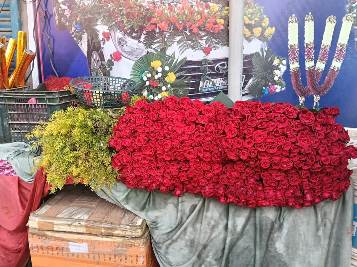 Due to the wedding season, the prices of roses and marigolds have increased by up to three times.