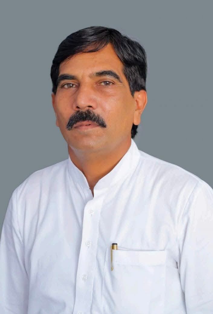 Block committee members demanded a no-confidence motion against Ratia chairman