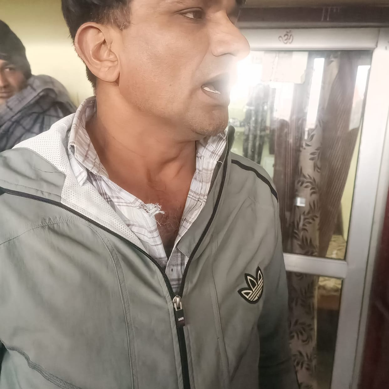 Beaten the bus driver, also threatened... I am the minister's man, I will get him removed from the job.