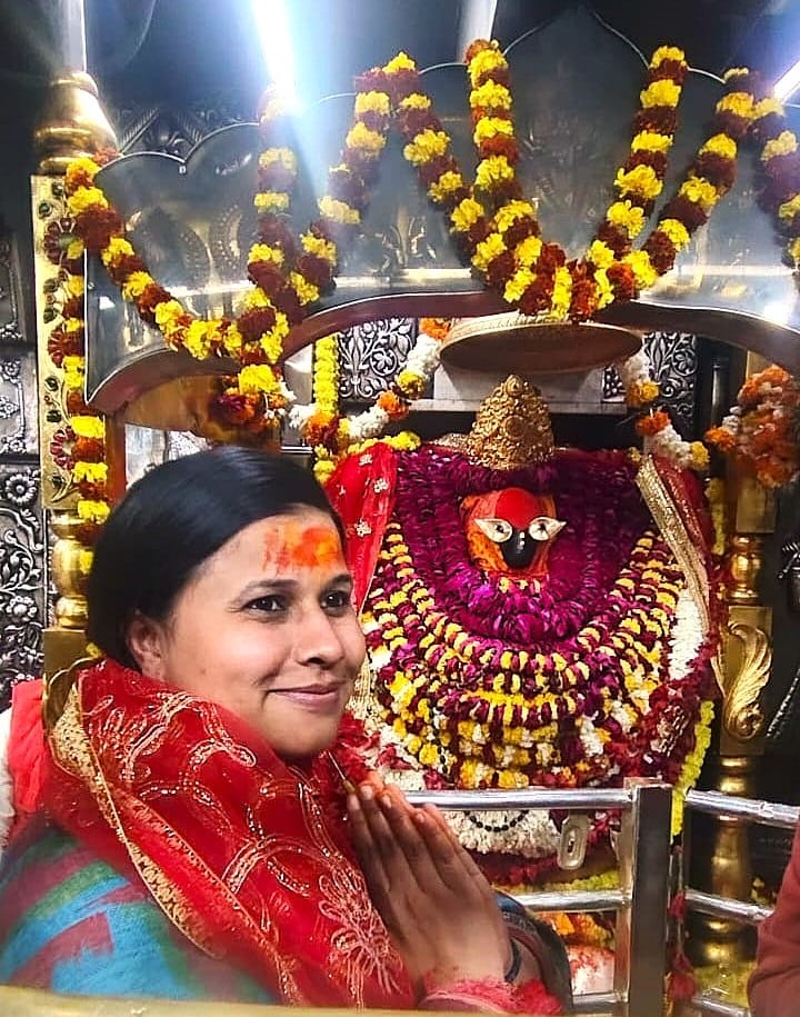 Became an IPS officer in her first attempt, chose civil services over a package of Rs 18 lakh.