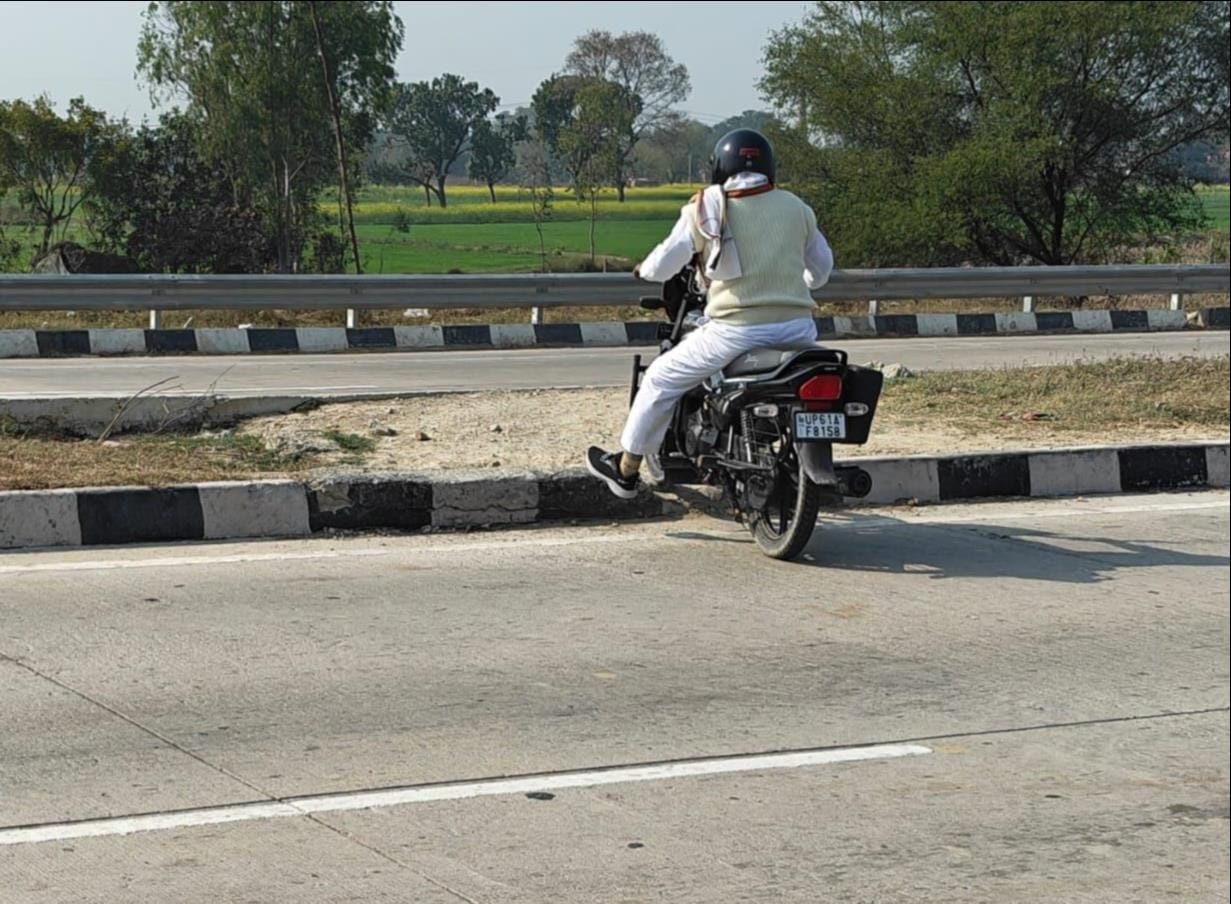 More than 20 illegal cuts in the 40 km stretch from Maharajganj to Matehun