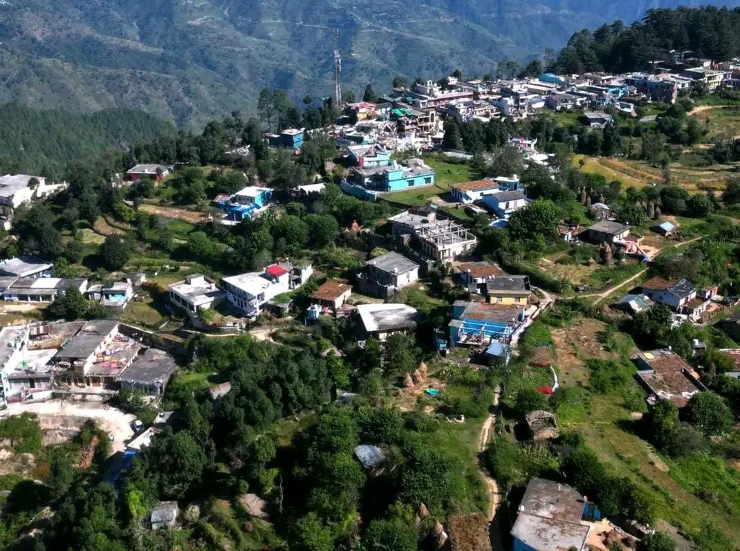पाटी बाजार। संवाद