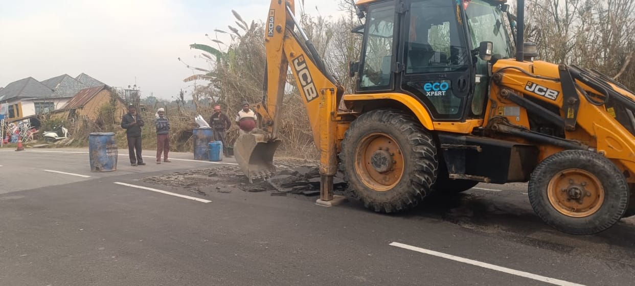 The department is busy repairing the tarring of the uprooted road near Dadhol School.