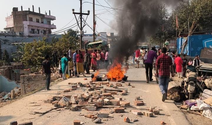 Villagers take streets against encroachment drive in Muzaffarpur accuse administration of discrimination