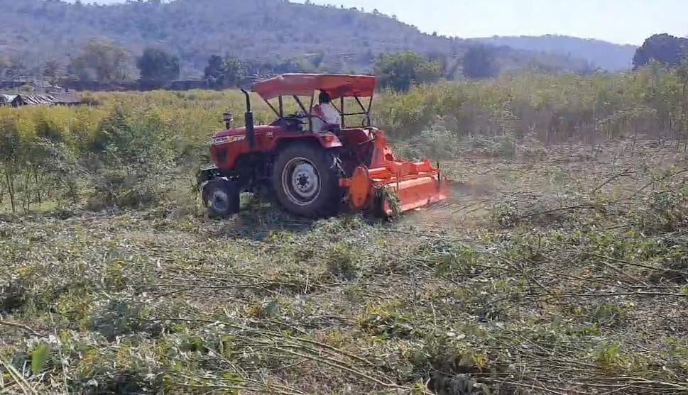 100 bighas of forest land had been encroached upon for 25 years and was demolished using a bulldozer.