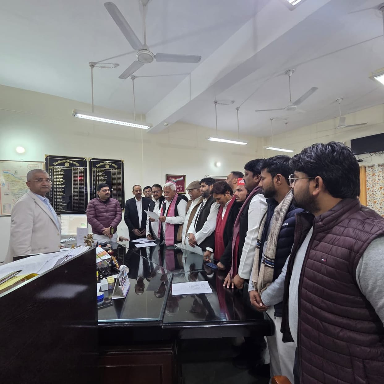 Allegations of fraud in SIR, SP submitted memorandum to DM