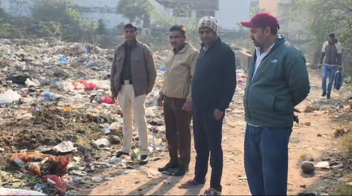 Severed animal legs and other body parts found in garbage dump, residents protest