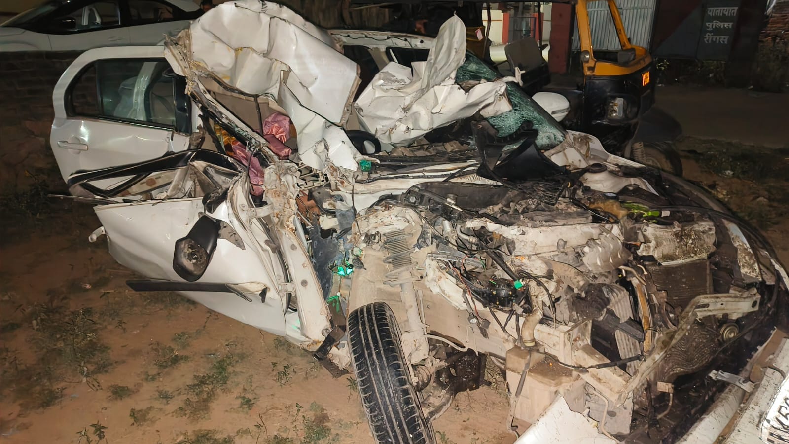 घटना के बाद क्षतिग्रस्त वाहन