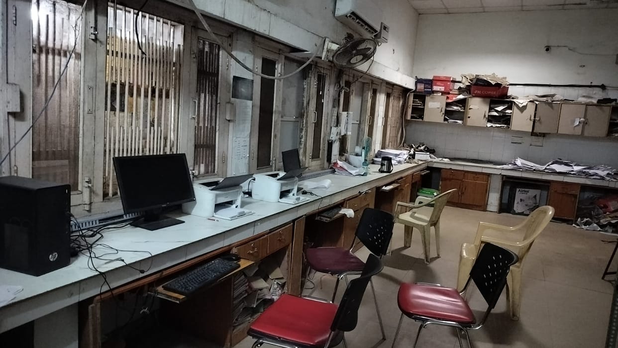 Registry closed in the district for four days, loss of revenue of Rs 2 crore