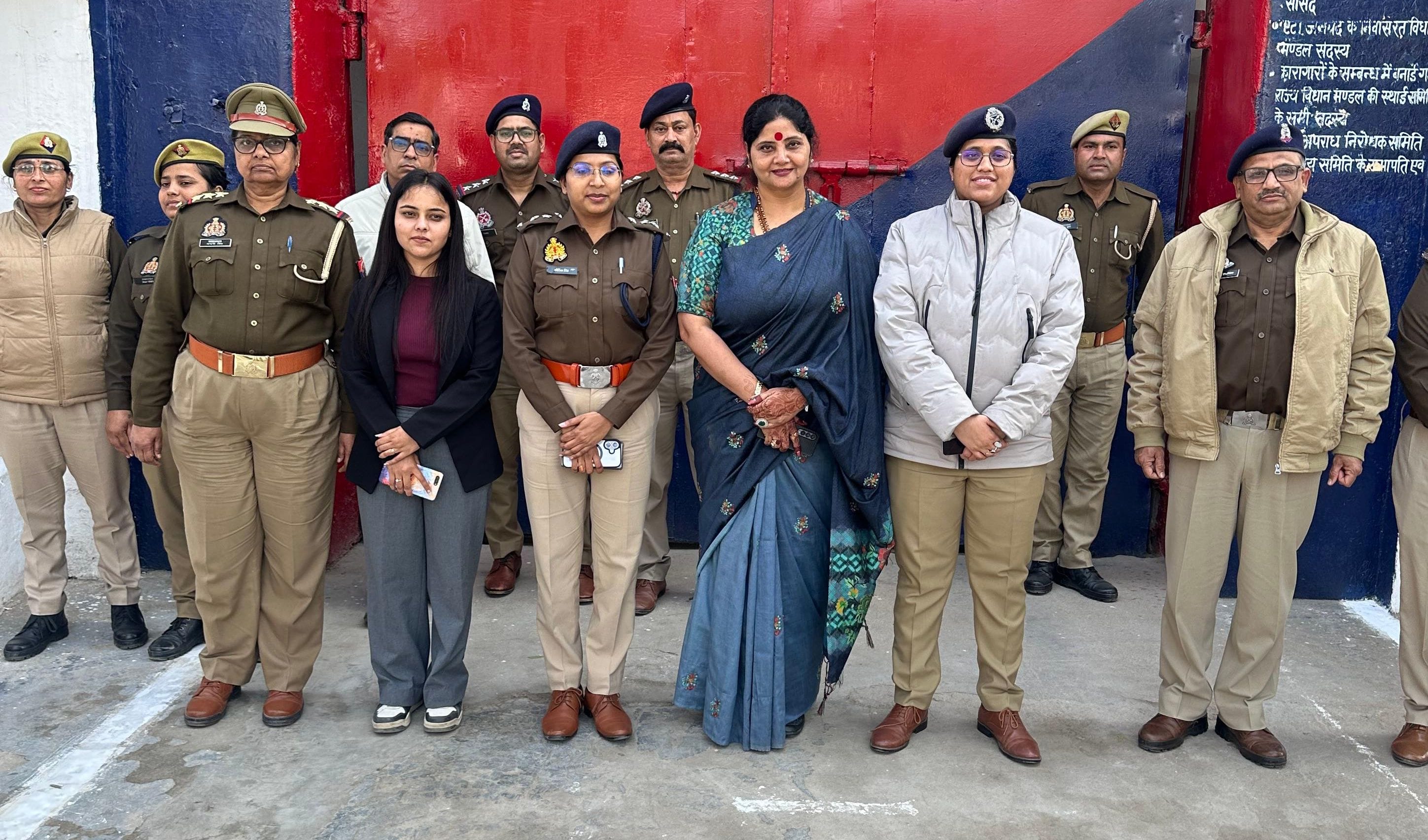Interacted with 38 women prisoners confined in the barracks