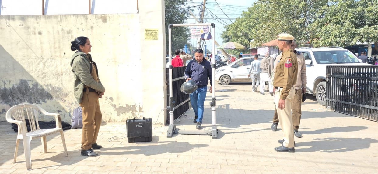 Following the High Court's inspecting judge's order, security at the district court complex has been beefed up, with police deployed at entry points.