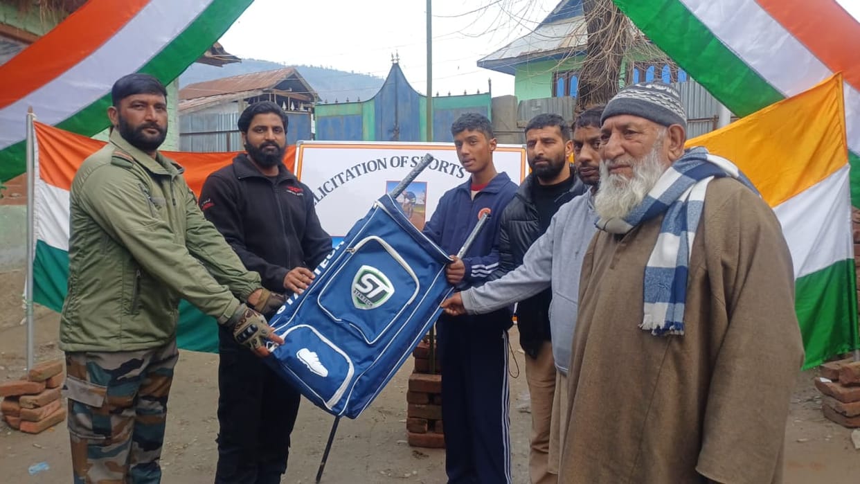Srinagar, Hanan Nazir, Hockey Player, Honored, Army Organised Programme