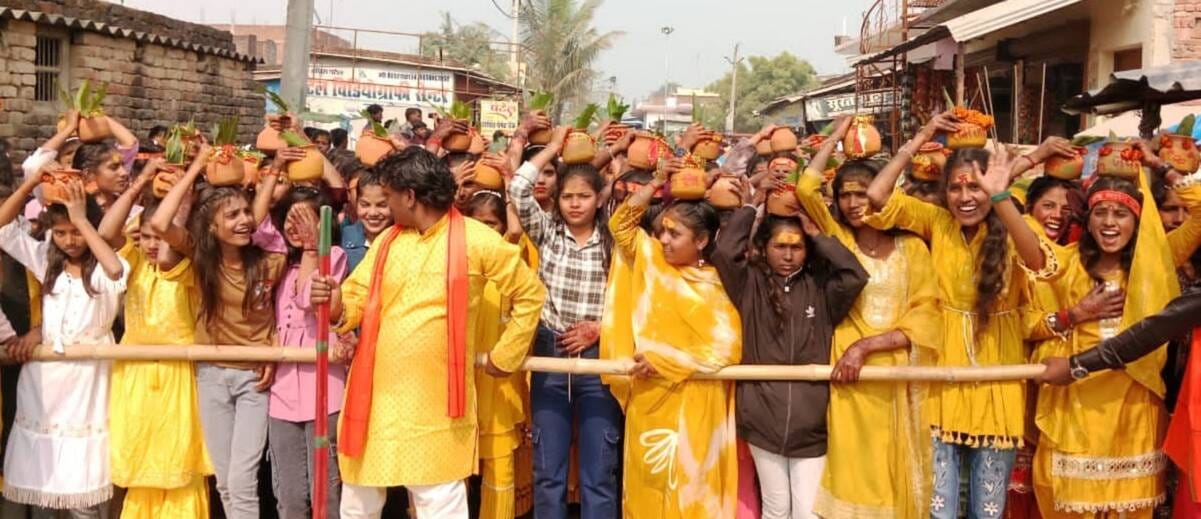 The seven-day Shri Ram Mahayagna began with a procession carrying sacred water pots.