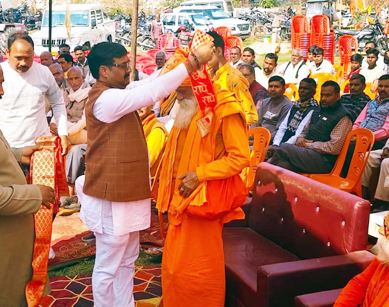 Hindus were appealed to unite in the Hindu conference