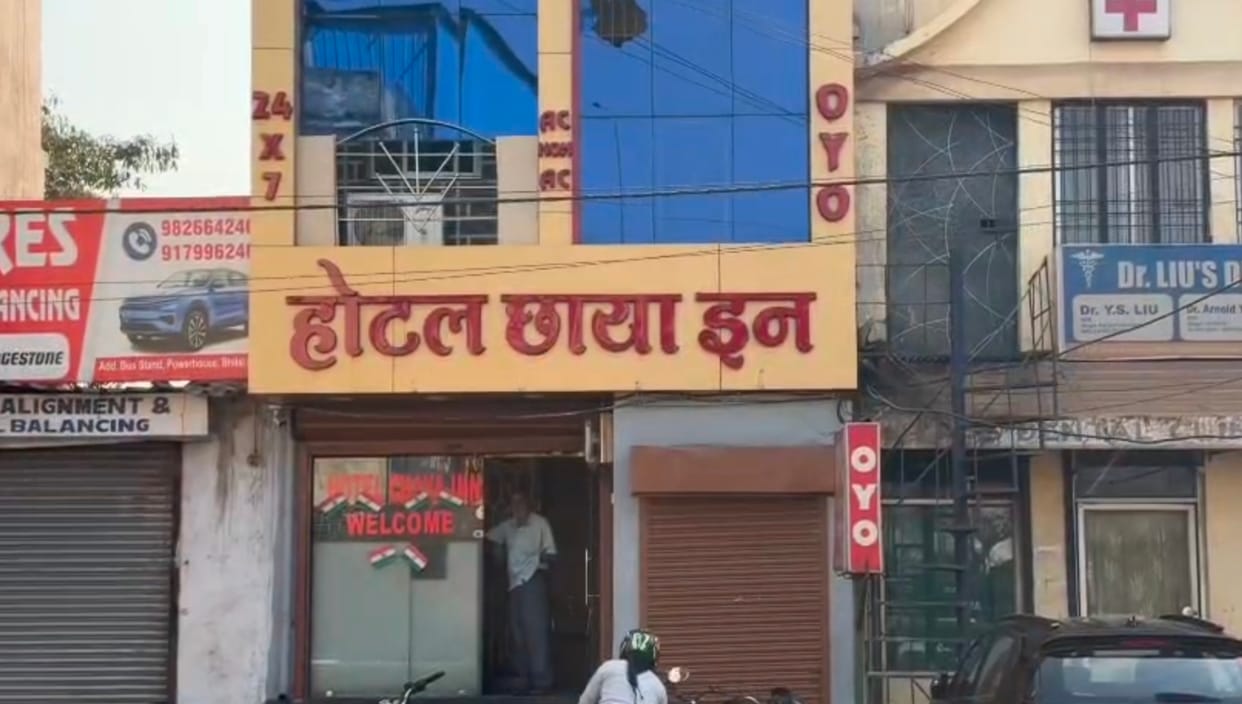 Owner and manager arrested in prostitution raid at hotel in Durg