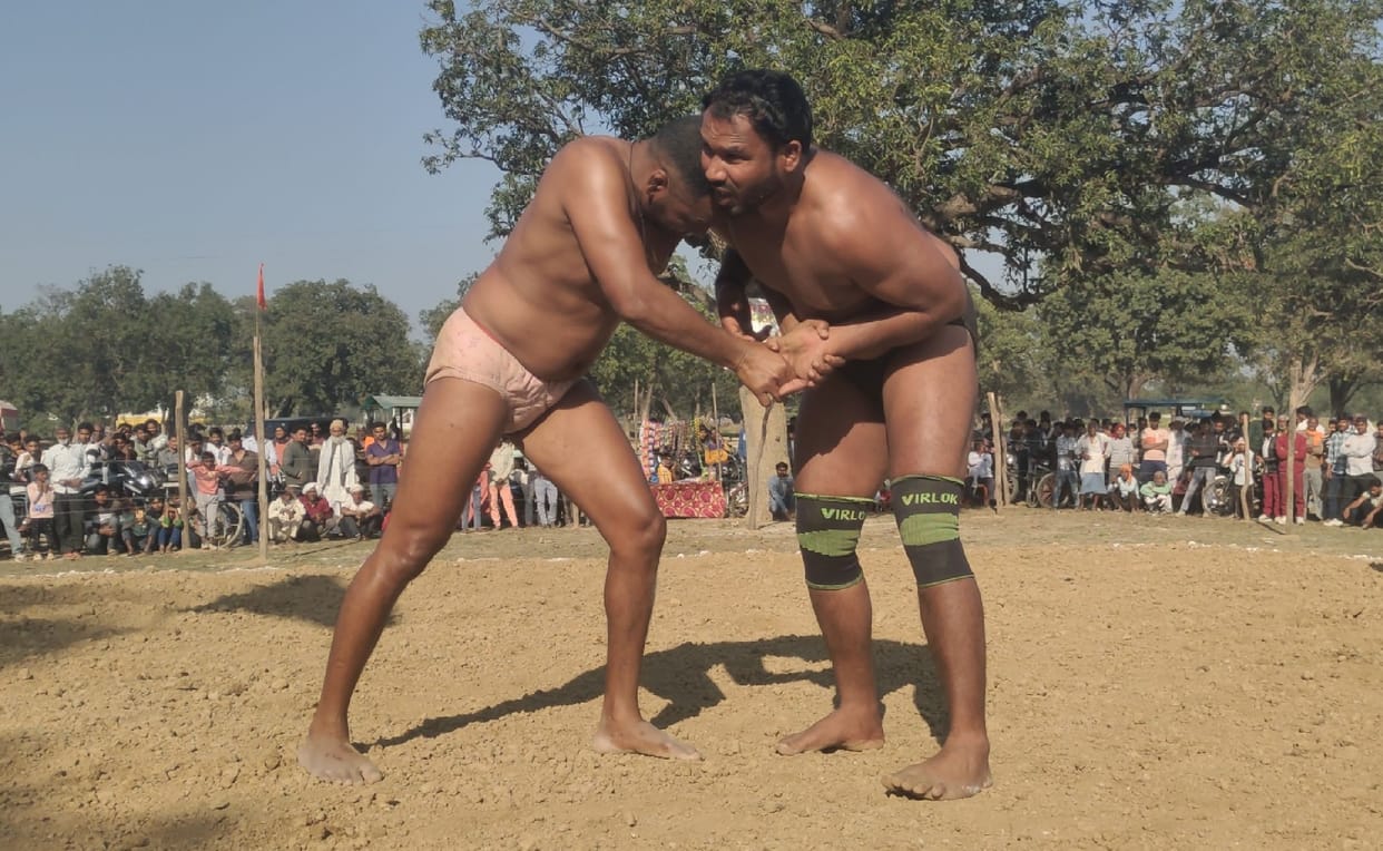 aba Kashidas of Ayodhya defeated Kumbhakaran.