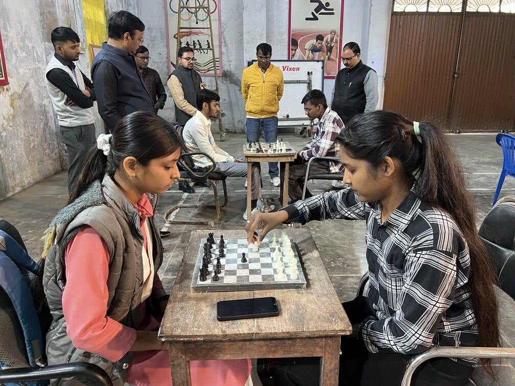 Deepti and Uday first in chess competition