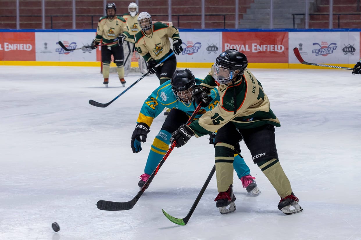 Srinagar, Royal Enfield Ice Hockey, Purig Warriors And Changthang Shans in Semi Final
