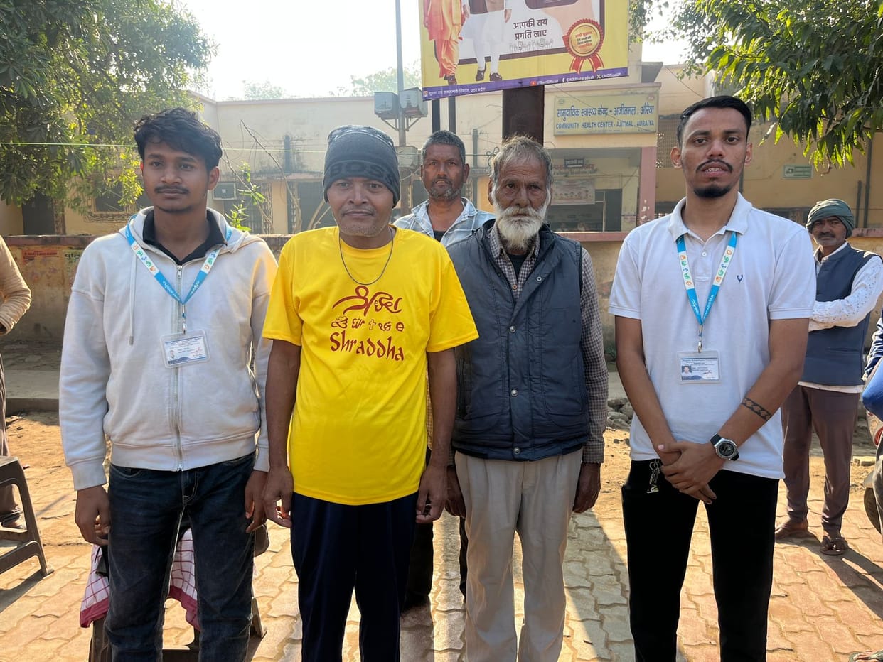 Luck robbed him at the age of 25, and when he returned after 20 years, he found his own people strangers.Luck robbed him at the age of 25, and when he returned after 20 years, he found his own people strangers.