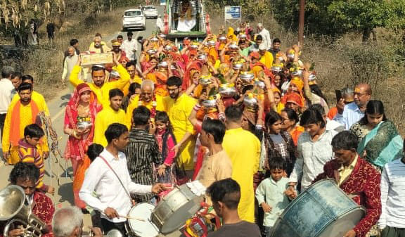 Bhagwat leads from ignorance to knowledge and from attachment to salvation.