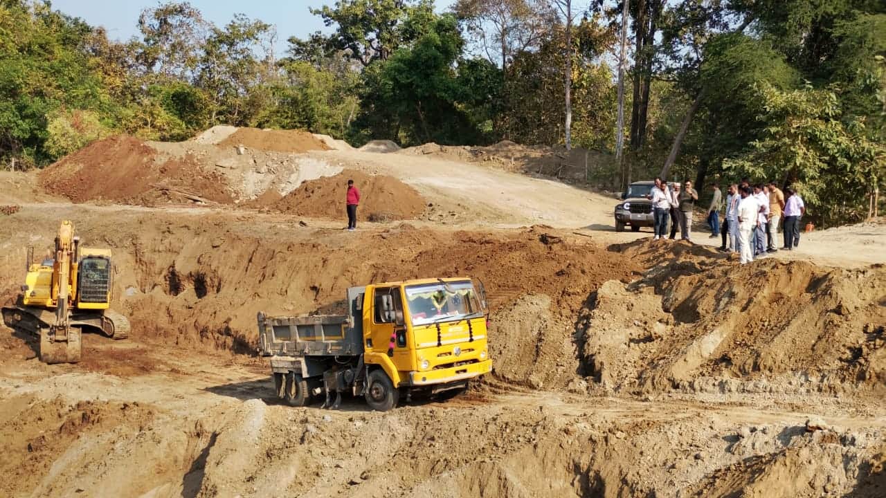 कोरंडम खदान