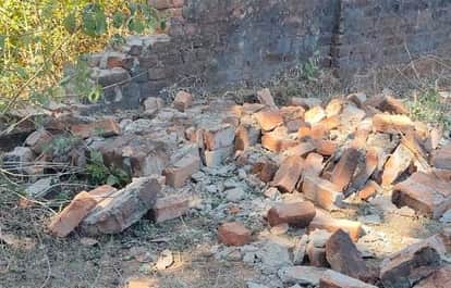Farmer dies tragically after wall collapses, accident occurs while tying cattle