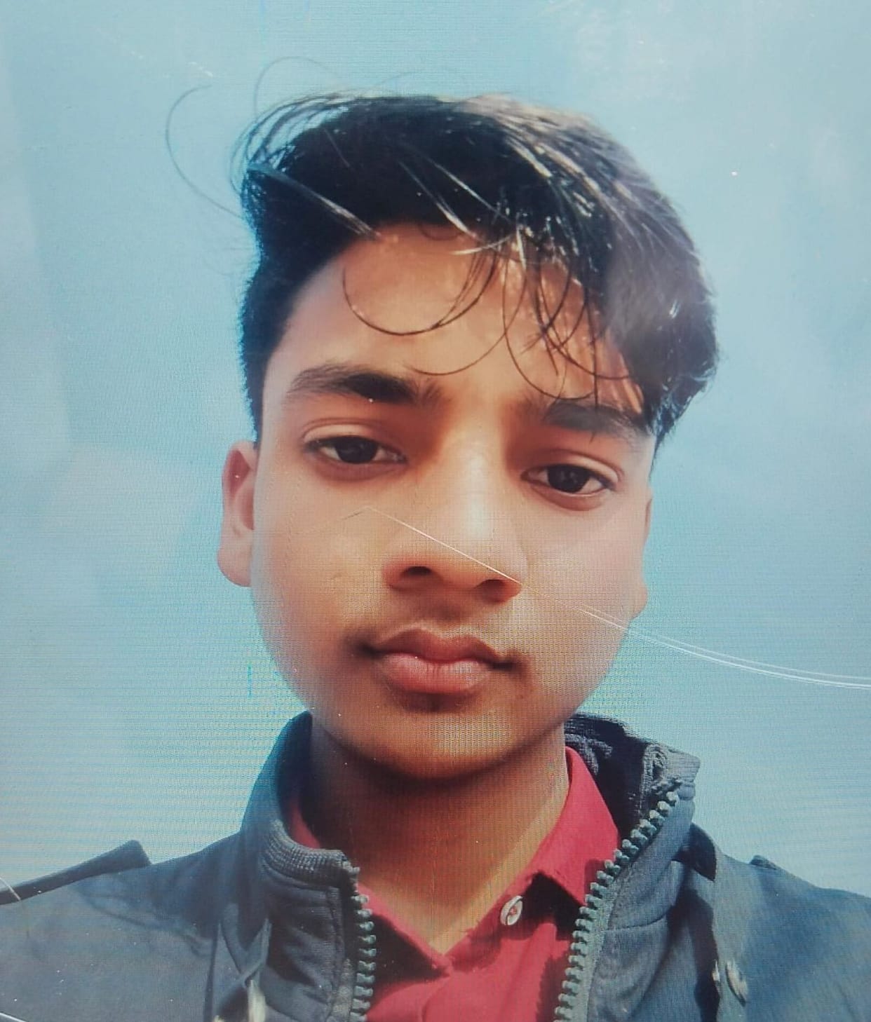 Teenager dies under suspicious circumstances