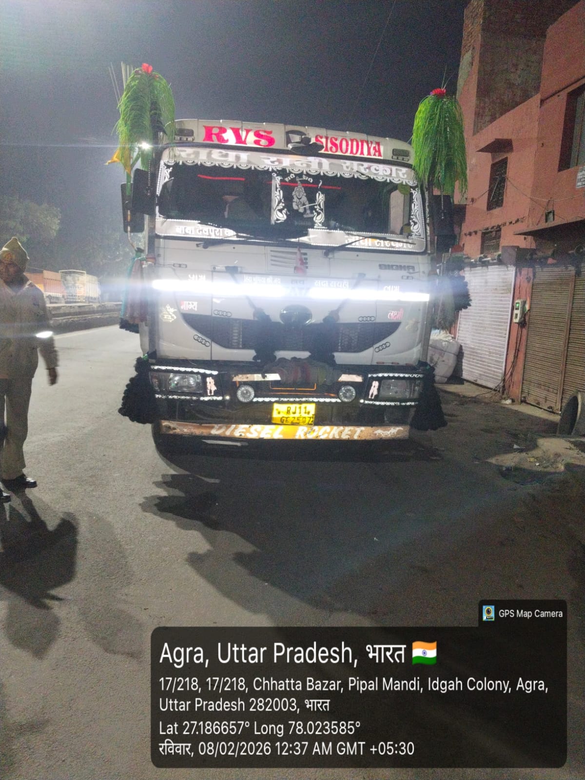 Audacity: The dumper driver and assistant were freed by threatening the mining inspector and the police.