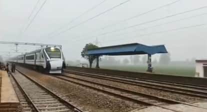 Vande Bharat train in Bihar was again pelted with stones  coach glass broken