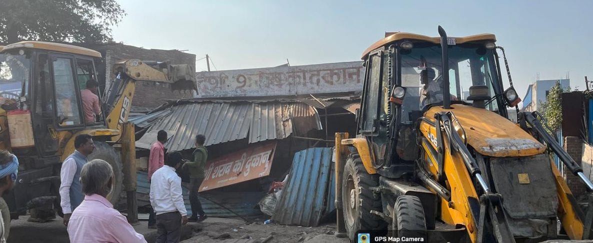 UPSIDA's bulldozer action, illegal encroachment demolished for 20 years