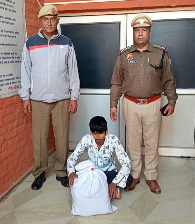 Smuggler arrested with 4 kg of ganja