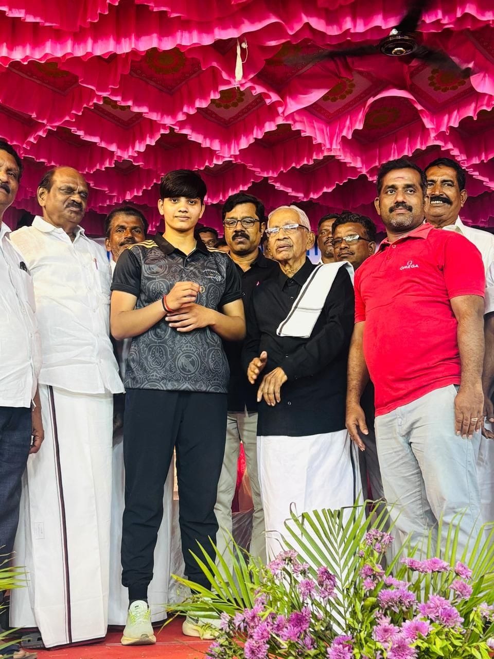 Rinu Khatkar was selected as the best all-rounder in the Kabaddi tournament.