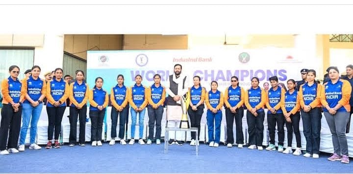 Archer receives cash prize of Rs 7 lakh from CM in Gurugram