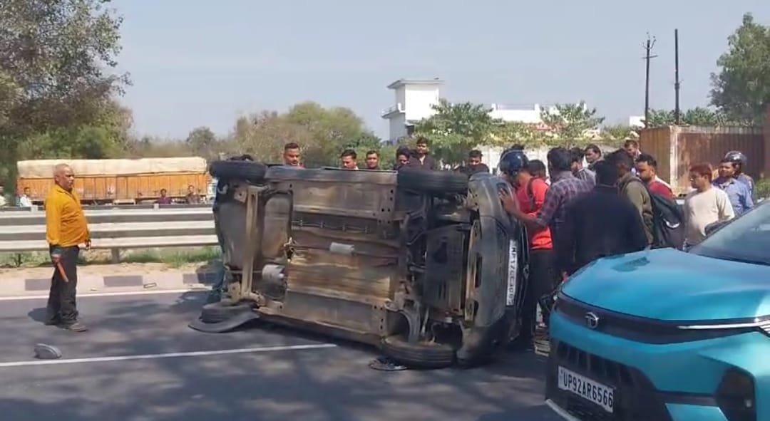 Car overturns after collision with roadways bus, woman dies