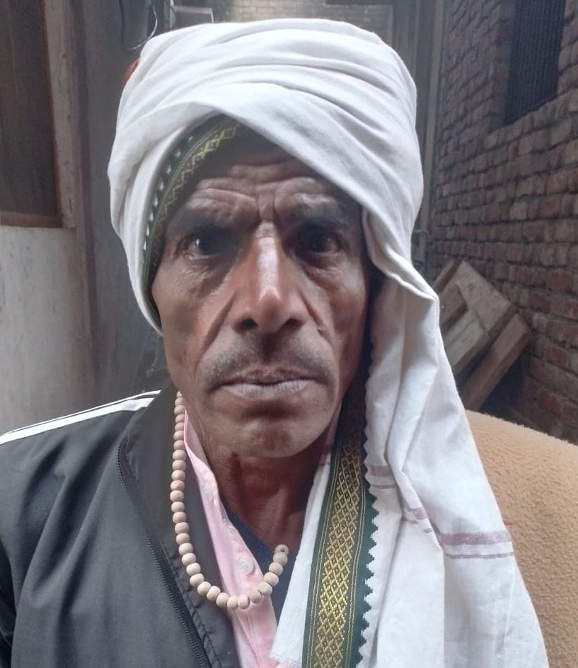 Carrying the Ganga water of faith in the Kanvad of faith