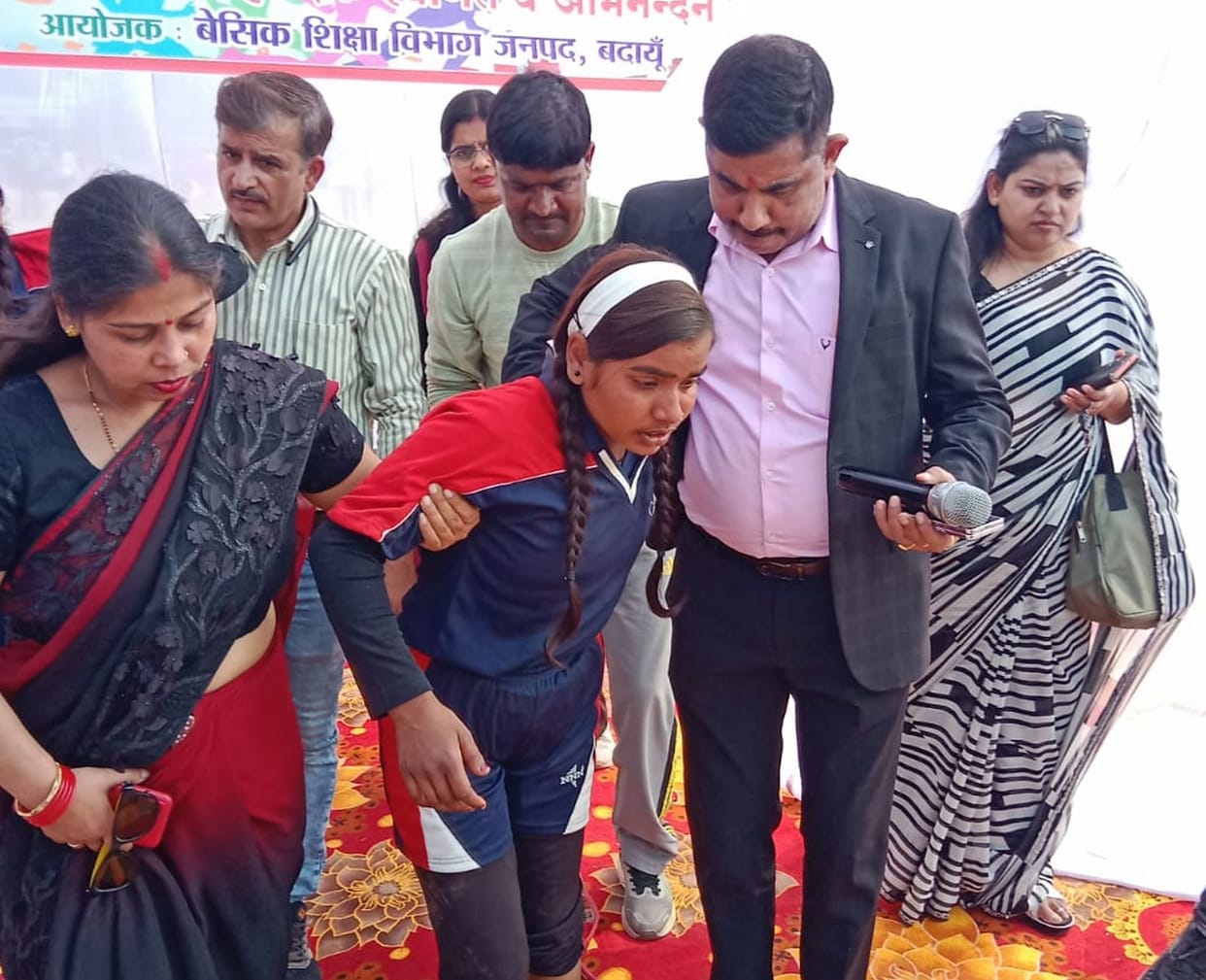 Girls injured in sports competition, ambulance failed to arrive