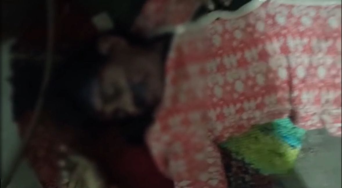 हत्या के बाद पुलिस जांच में जुटी