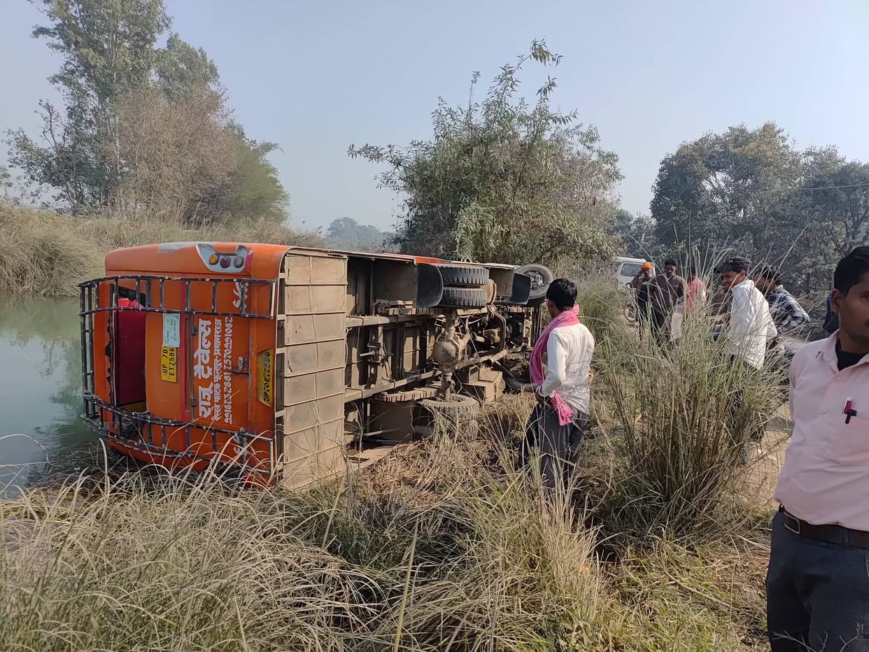 A bus full of wedding guests overturned in the Sharda tributary canal, injuring two