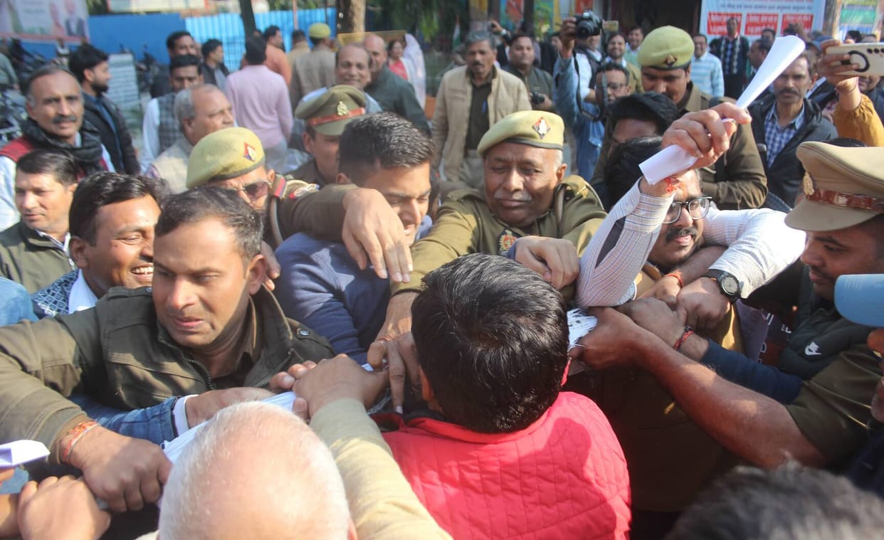 UP: Teachers in all-out preparations regarding TET requirement, announce a big rally in Lucknow on May 3